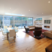 Living-room-of-Maloney-House