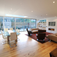 Living-room-of-Maloney-House