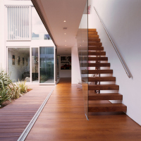 Central-courtyard-with-glass-wall-open